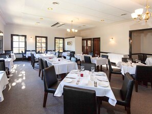 Der serveres morgenmad og aftensmad