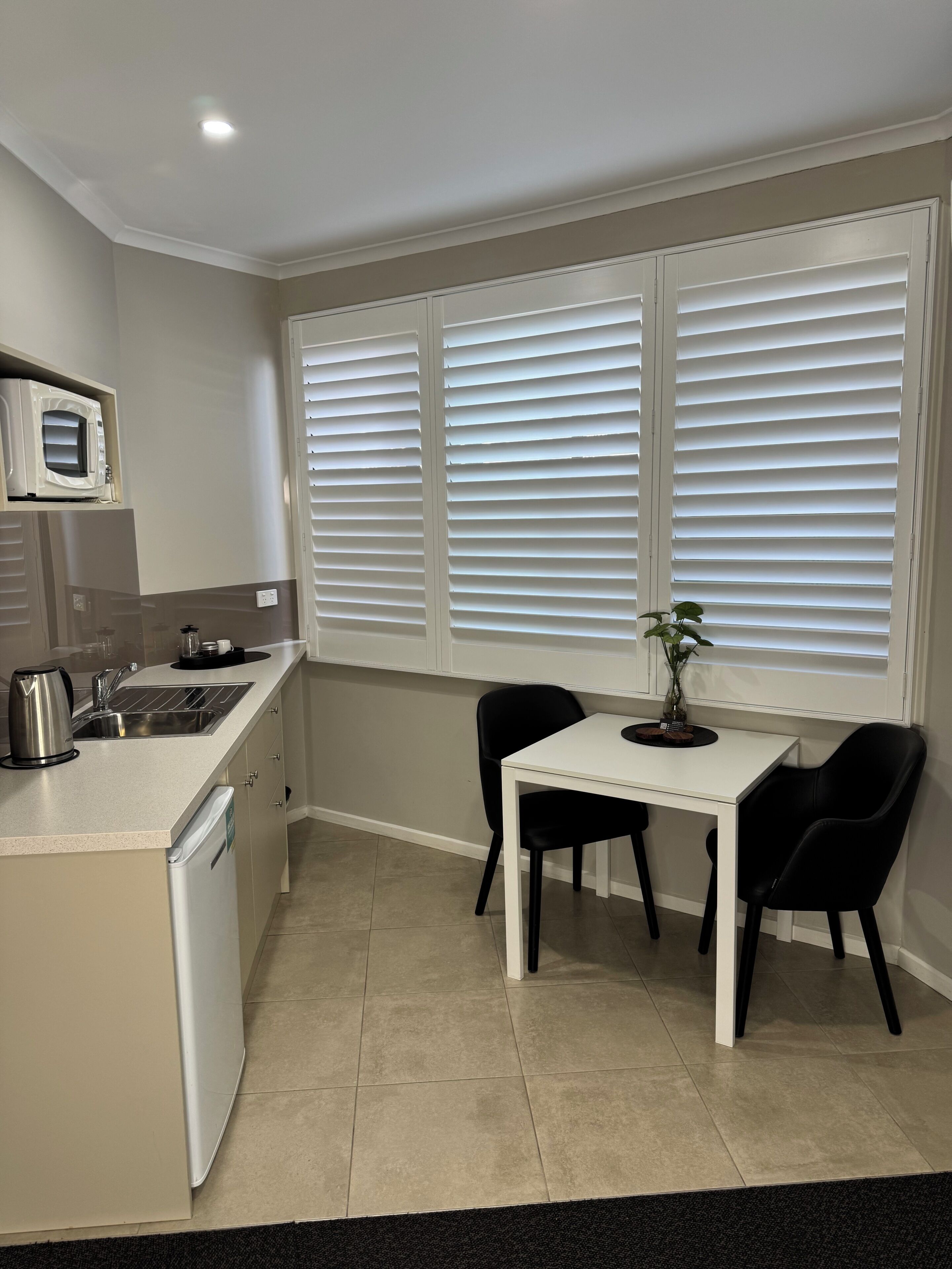 Superior Queen Room with Kitchenette | Down duvets, individually decorated, individually furnished