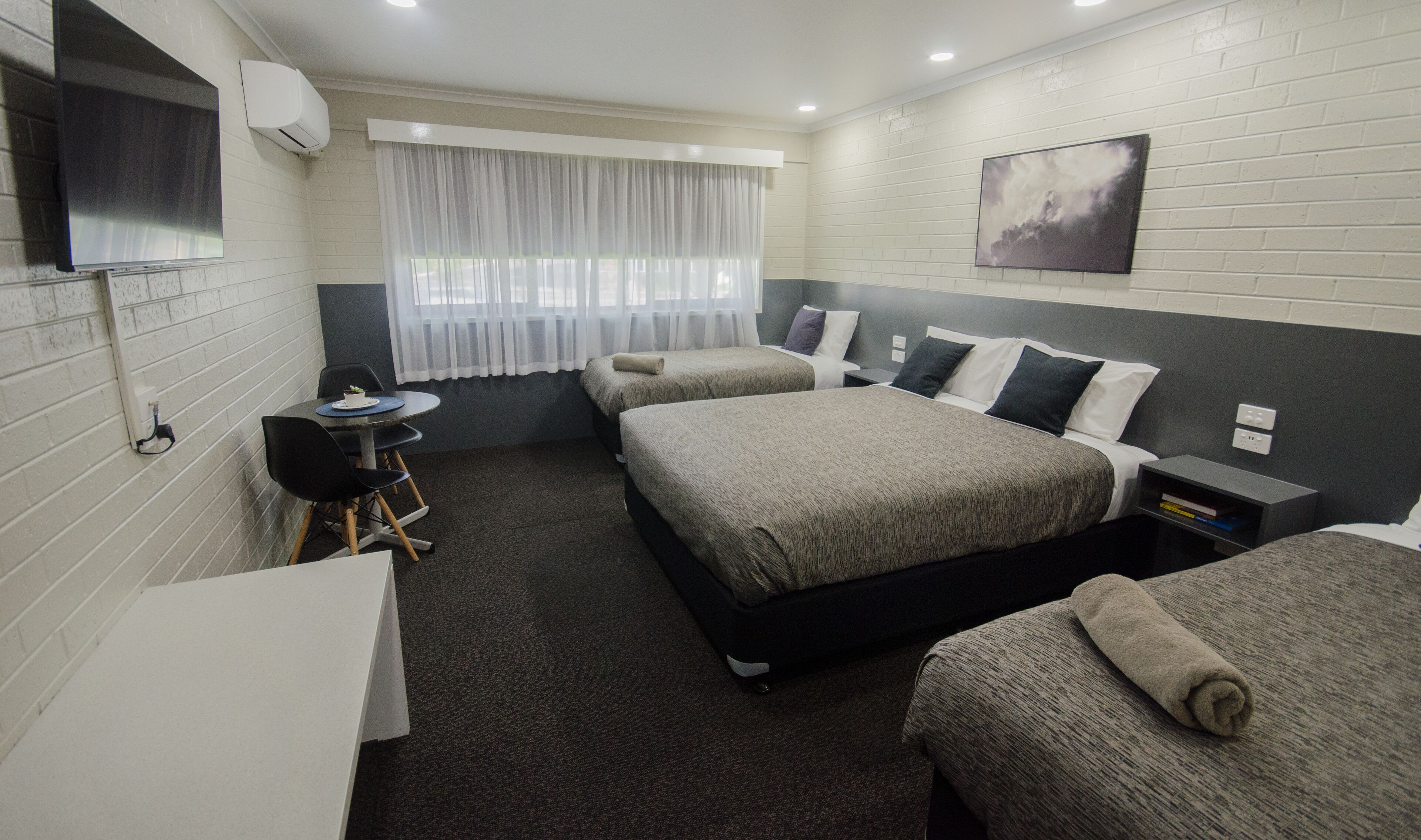 家庭房 (Sleeps 4) | 羽绒被、特色装修、特色家居、笔记本电脑工作区