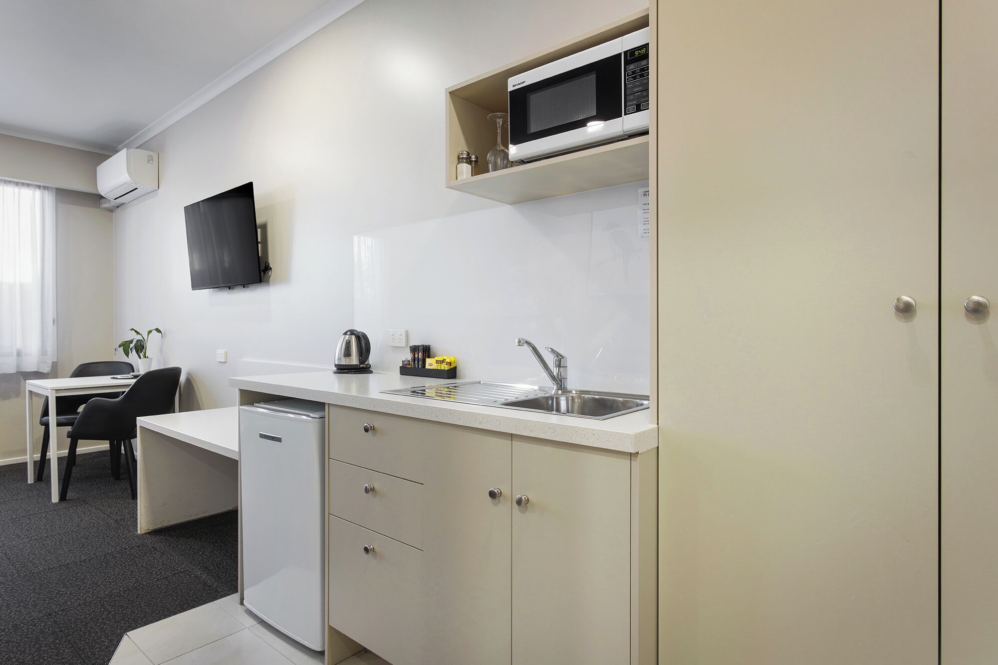 Coffee/tea maker, fridge, microwave, electric kettle