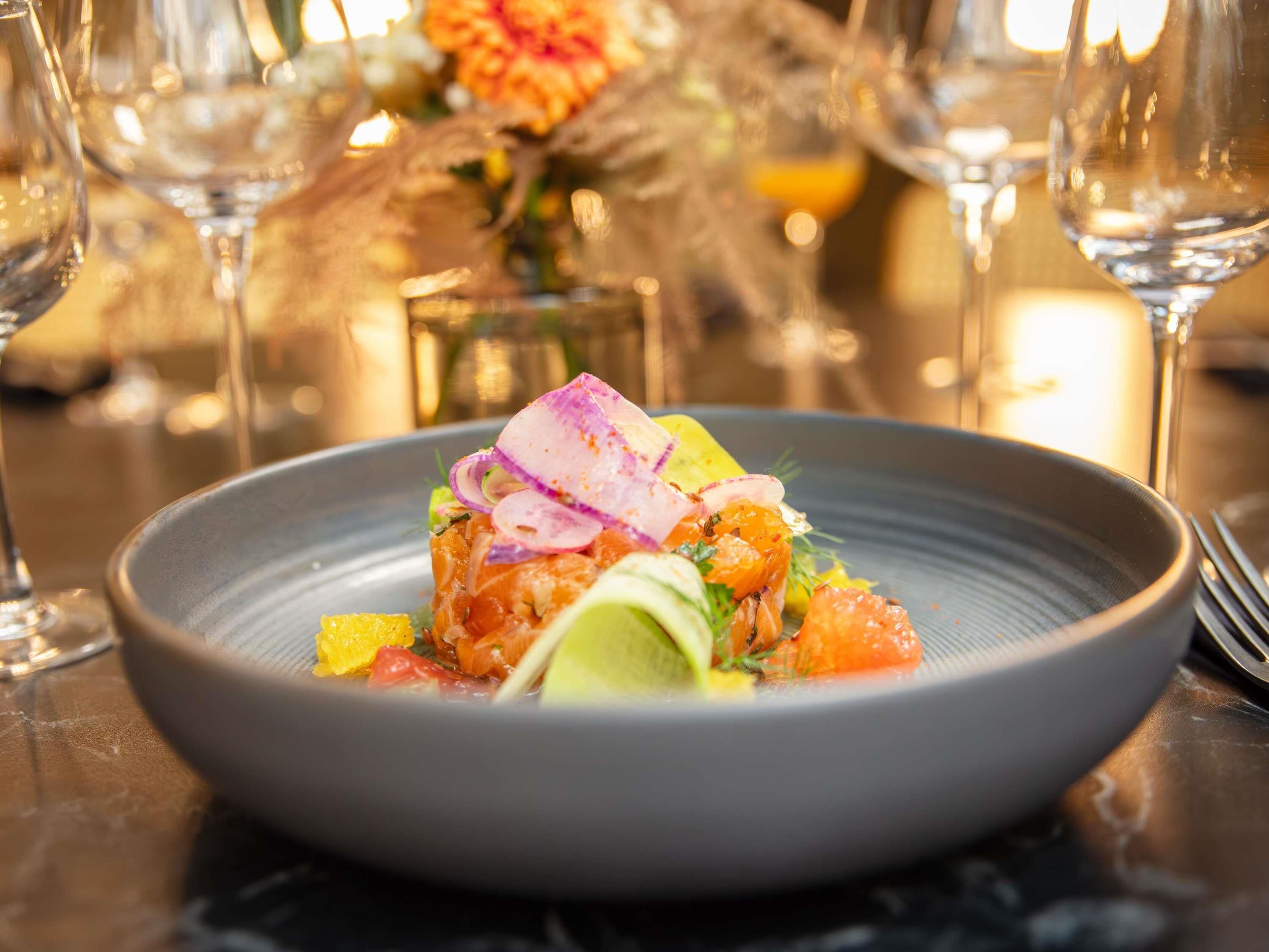 breakfast, lunch, dinner served; french cuisine