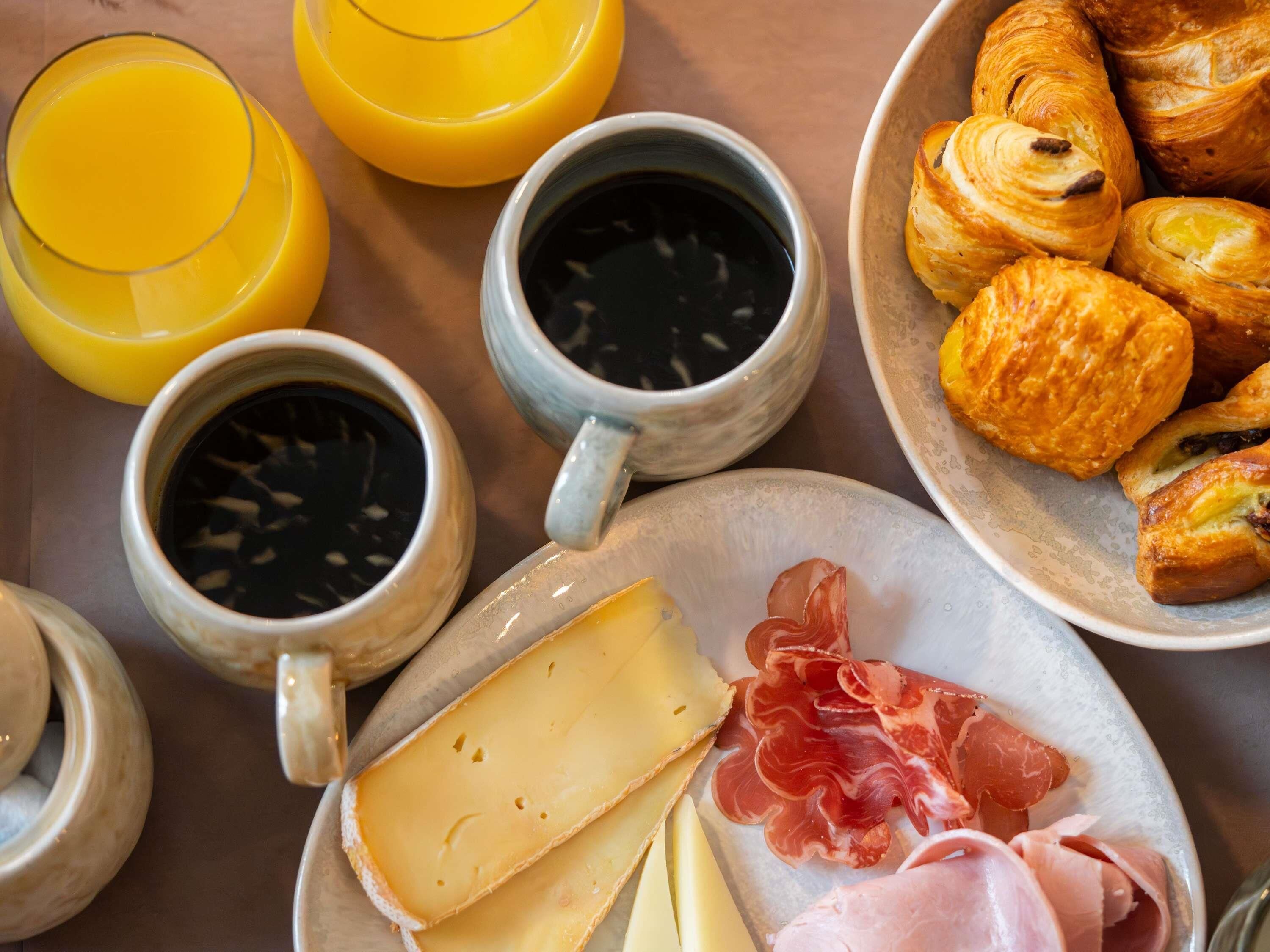 Breakfast area