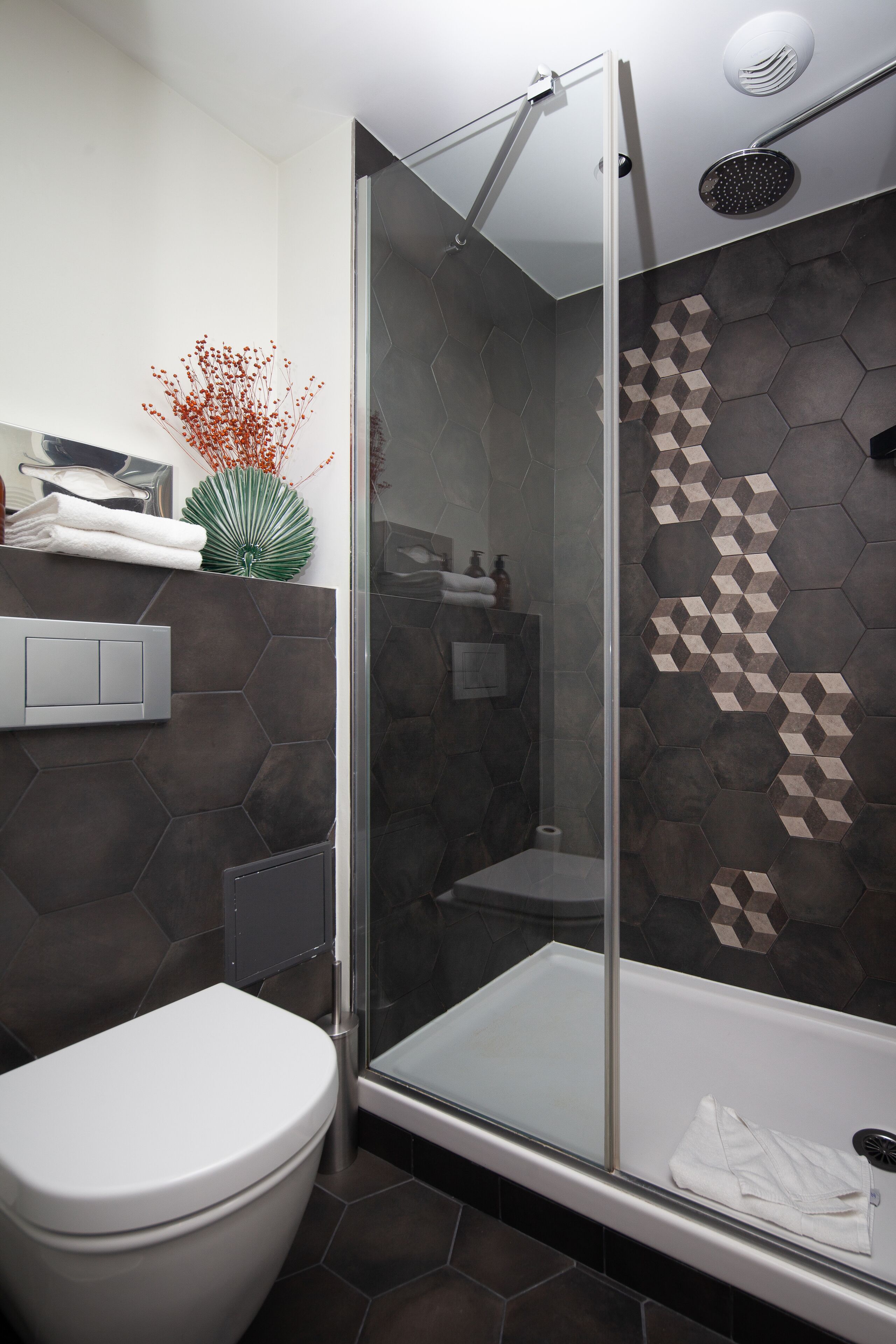 superior double room | minibar, in-room safe, desk, soundproofing