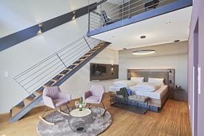 Premium Maisonette | Hypo-allergenic bedding, minibar, in-room safe, desk
