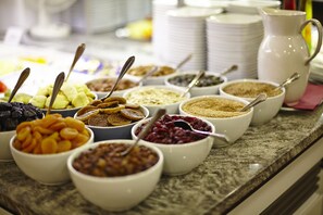 Daily buffet breakfast (EUR 18 per person)