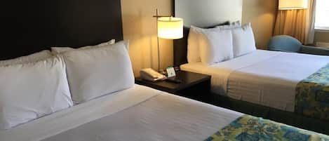 Silitysrauta/-lauta, ilmainen Wi-Fi, vuodevaatteet, pääsy pyörätuolilla