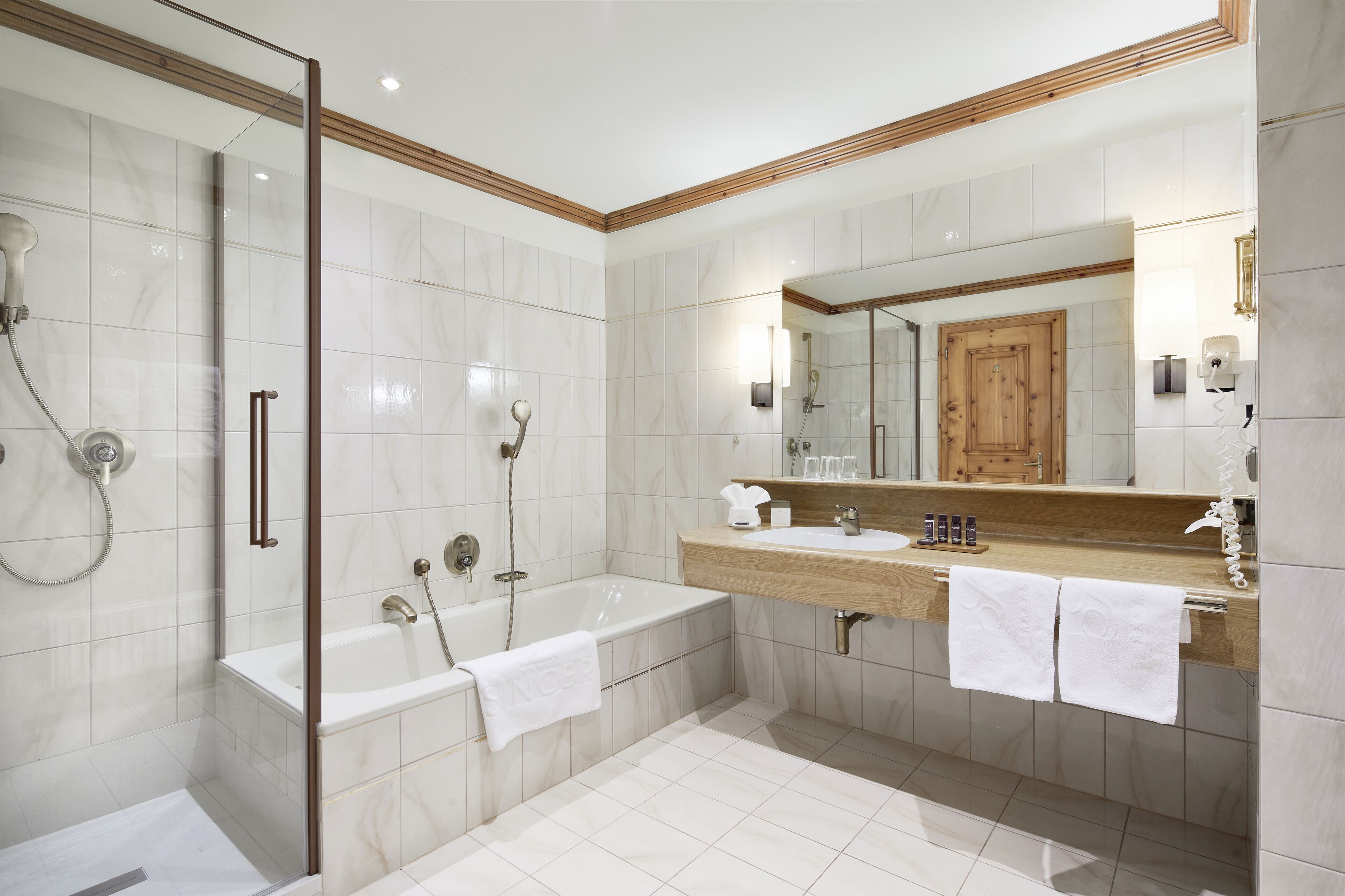 junior suite | bathroom | free toiletries, hair dryer, dressing gowns, slippers