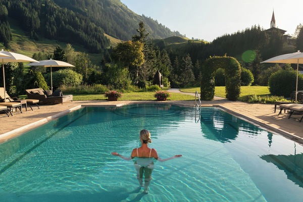 Indoor pool, outdoor pool, pool umbrellas, sun loungers