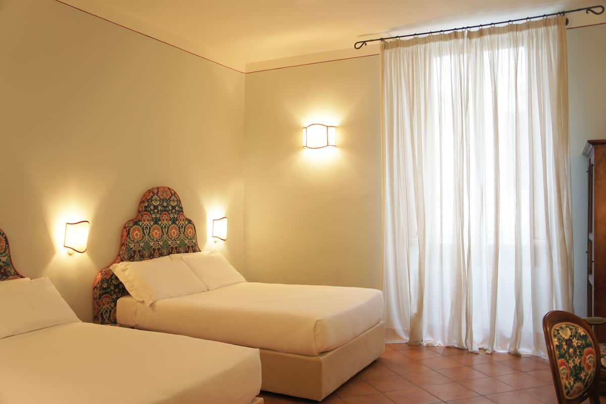 Standard-Vierbettzimmer