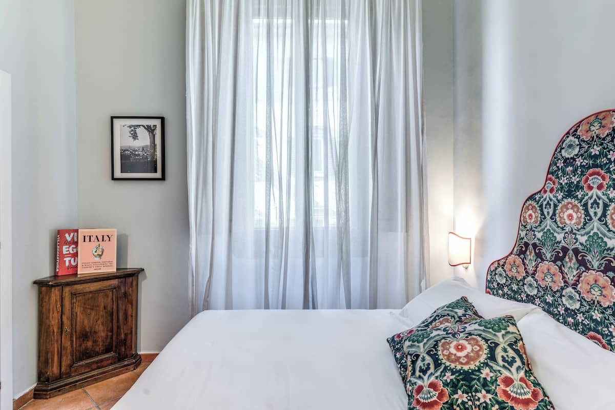 Minibar, in-room safe, desk, soundproofing