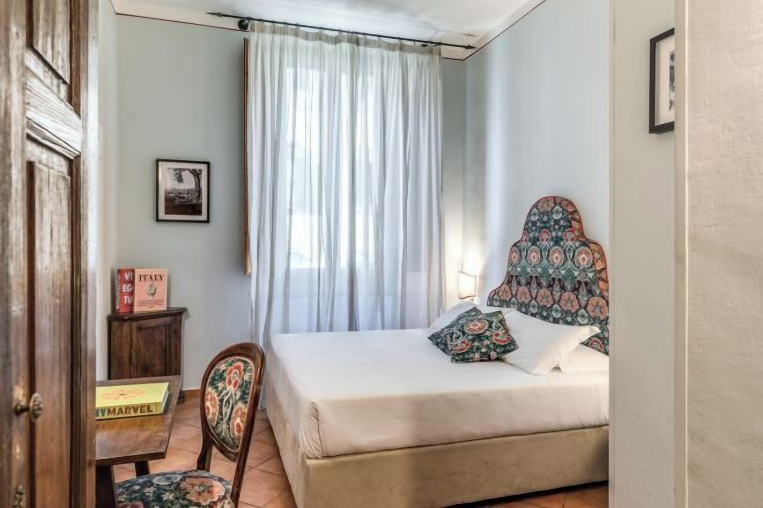 Minibar, in-room safe, desk, soundproofing