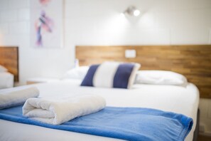 Fer et planche à repasser, lits bébé (en supplément), Wi-Fi gratuit
