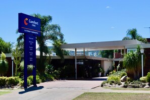 Exterior - Comfort Inn Gateway Tamworth (South Tamworth)