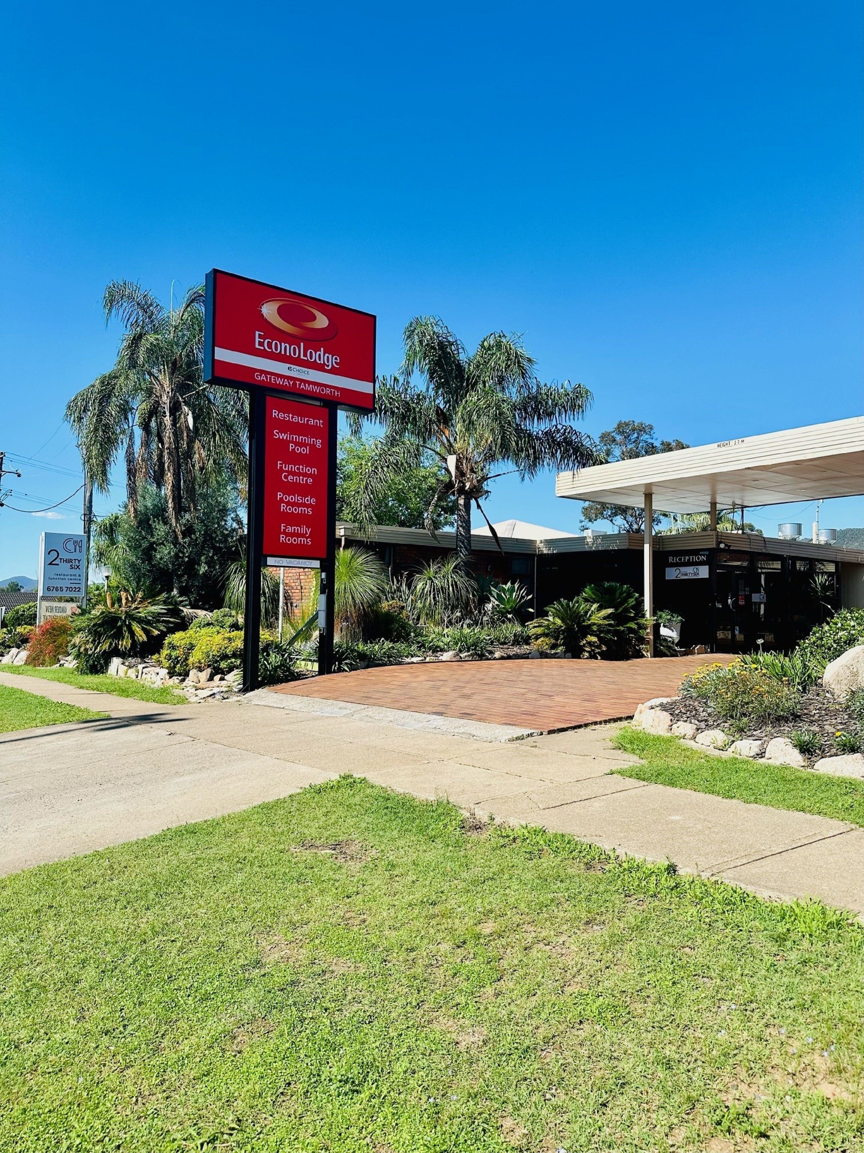 Mặt tiền nơi lưu trú