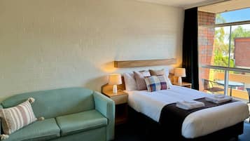 Room, Multiple Beds, Non Smoking