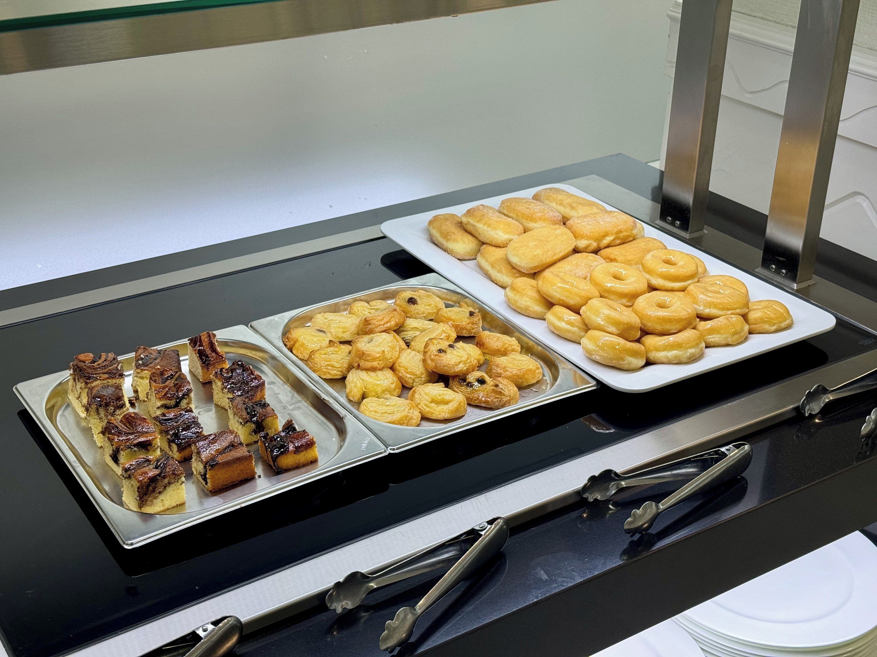 Desayuno buffet todos los días (con cargo)