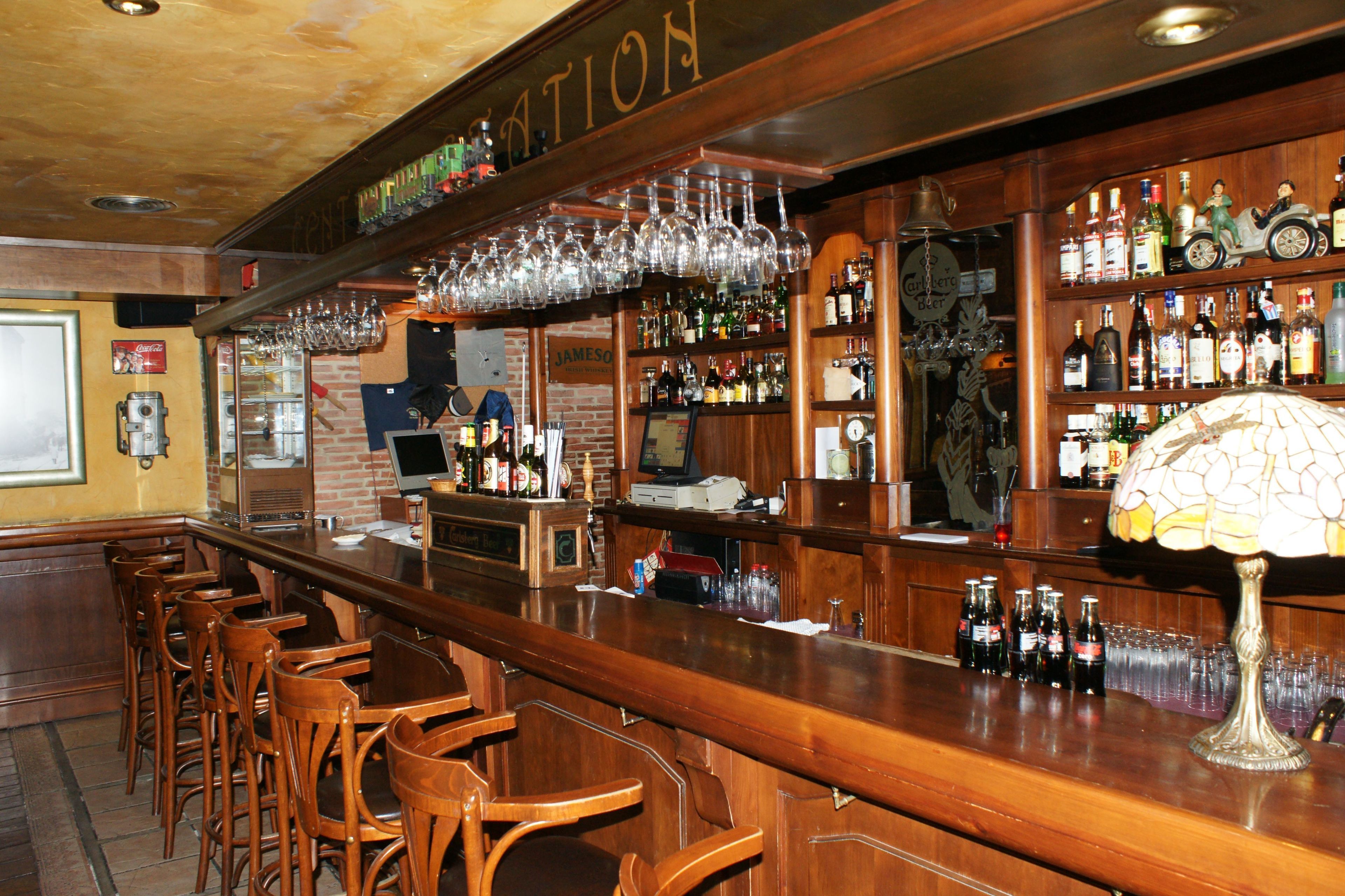 rooftop bar, ocean views, open daily