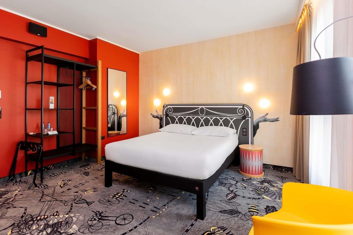 Phòng Tiêu chuẩn, 1 giường đôi và sofa giường | Trang trí khác biệt, trang bị nội thất với thiết kế riêng biệt, bàn
