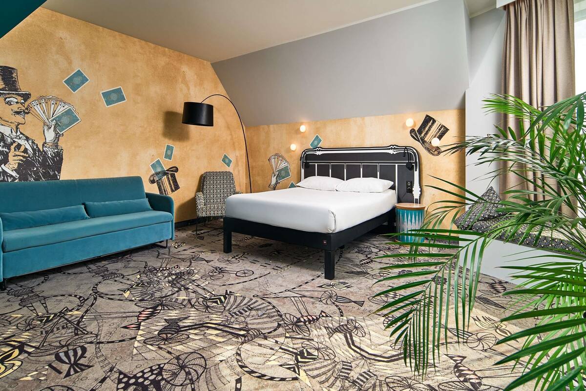 Standard Room, 1 Double Bed with Sofa bed, Balcony | Desk, laptop workspace, blackout curtains, free WiFi
