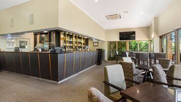 Bar (en la propiedad)