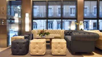 Siddeområde i lobbyen