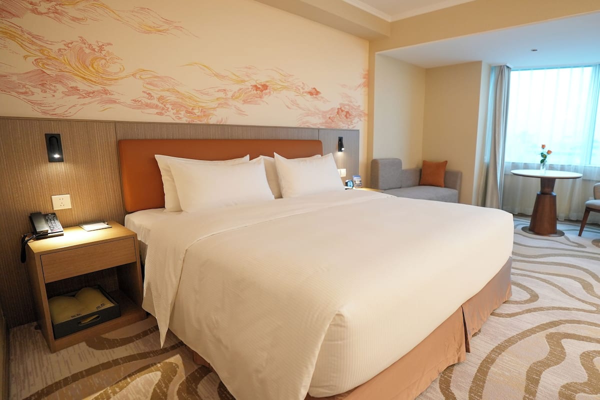 Habitació doble superior, vistes a la ciutat | 1 dormitori, minibar, caixa forta a l'habitació i escriptori