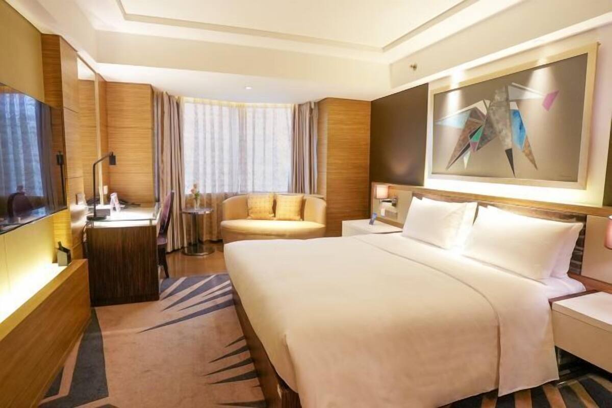 1 dormitori, minibar, caixa forta a l'habitació i escriptori