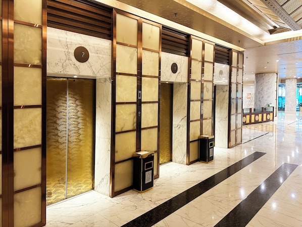 Elevator