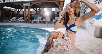 Hotel McCoy Tucson - Art, Coffee, Beer, Wine