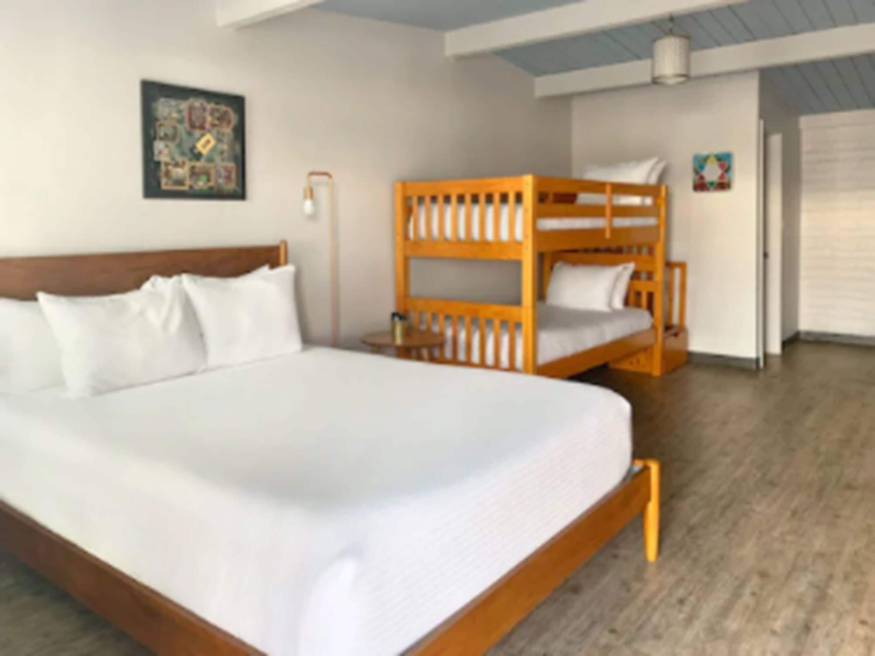 Trang thiết bị văn phòng tại phòng
