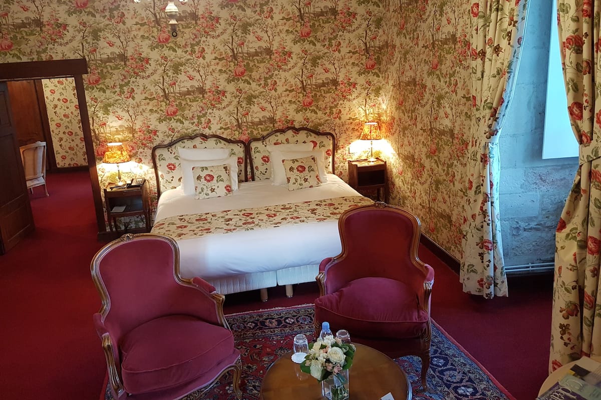 Junior Suite | Minibar, una cassaforte in camera, una scrivania, insonorizzazione