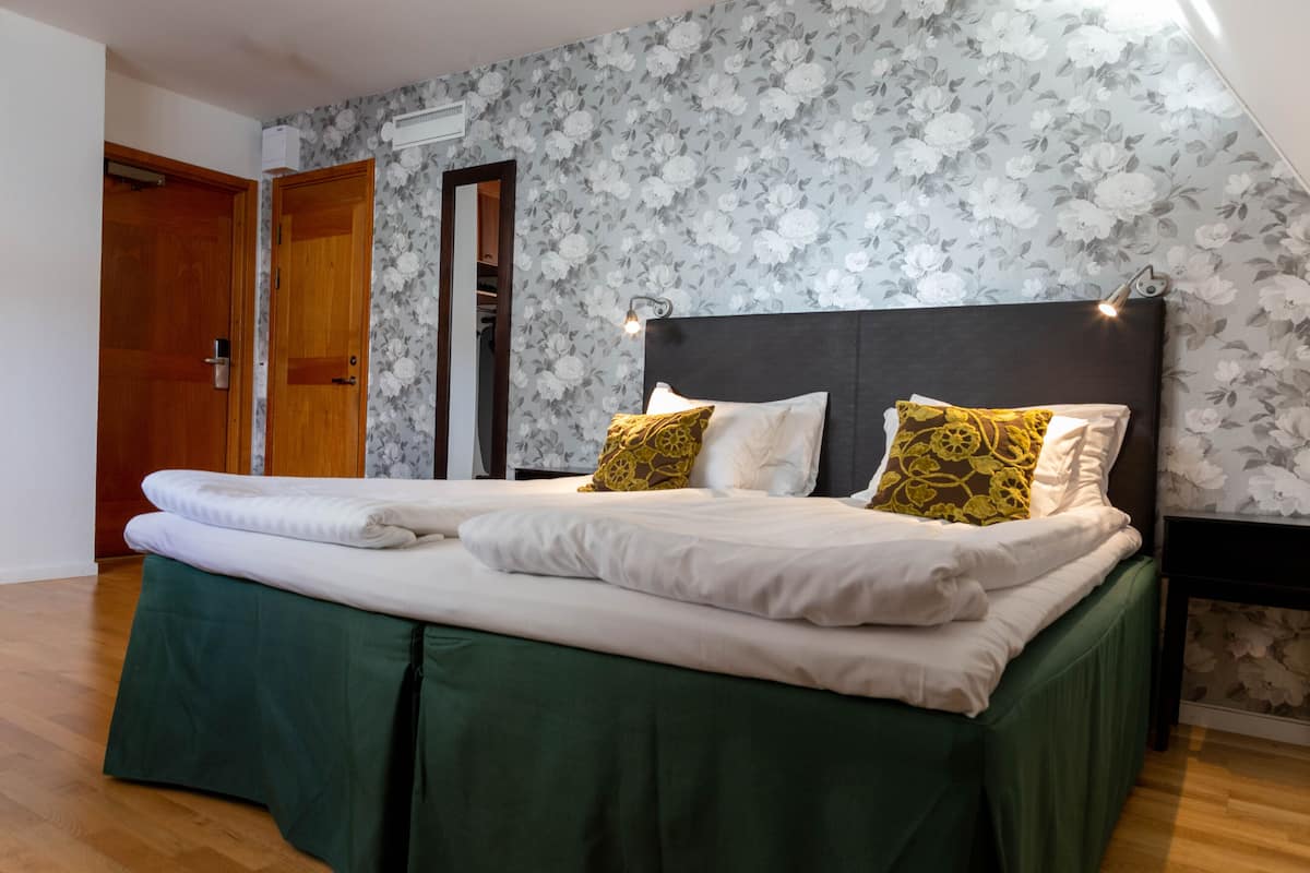 1 bedroom, desk, blackout curtains, iron/ironing board