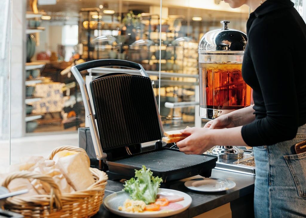 매일 뷔페 무료 아침 식사 포함