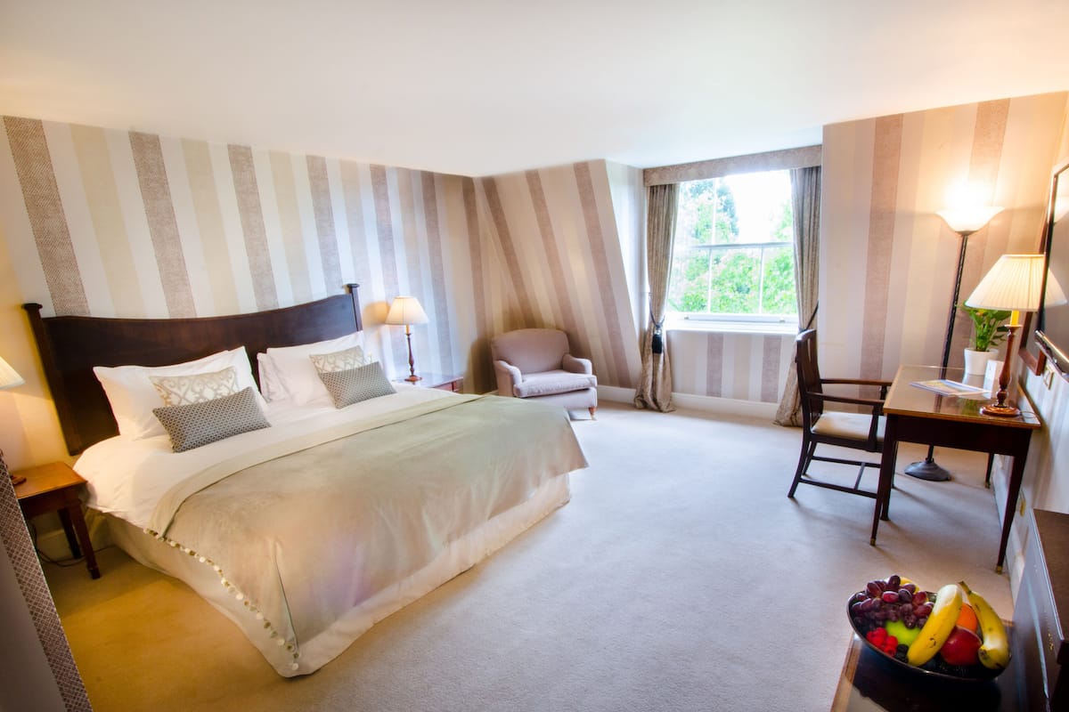 Deluxe Double Room | Egyptian cotton sheets, premium bedding, memory-foam beds, in-room safe