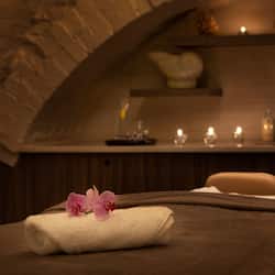Salas de tratamiento para parejas, un sauna, tratamientos corporales