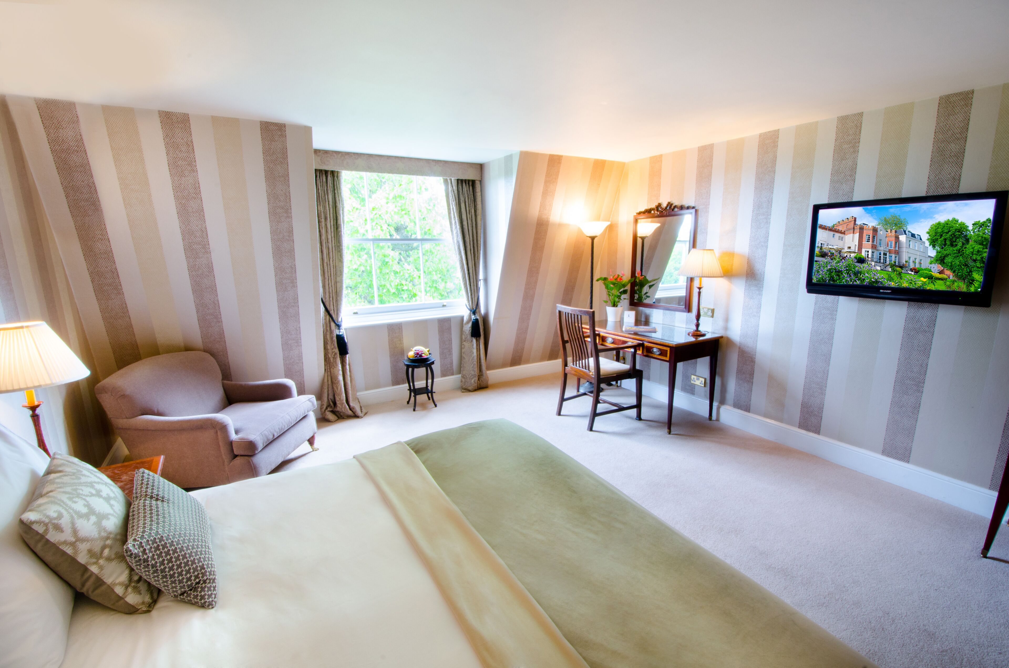 deluxe double room | egyptian cotton sheets, premium bedding, memory-foam beds, in-room safe