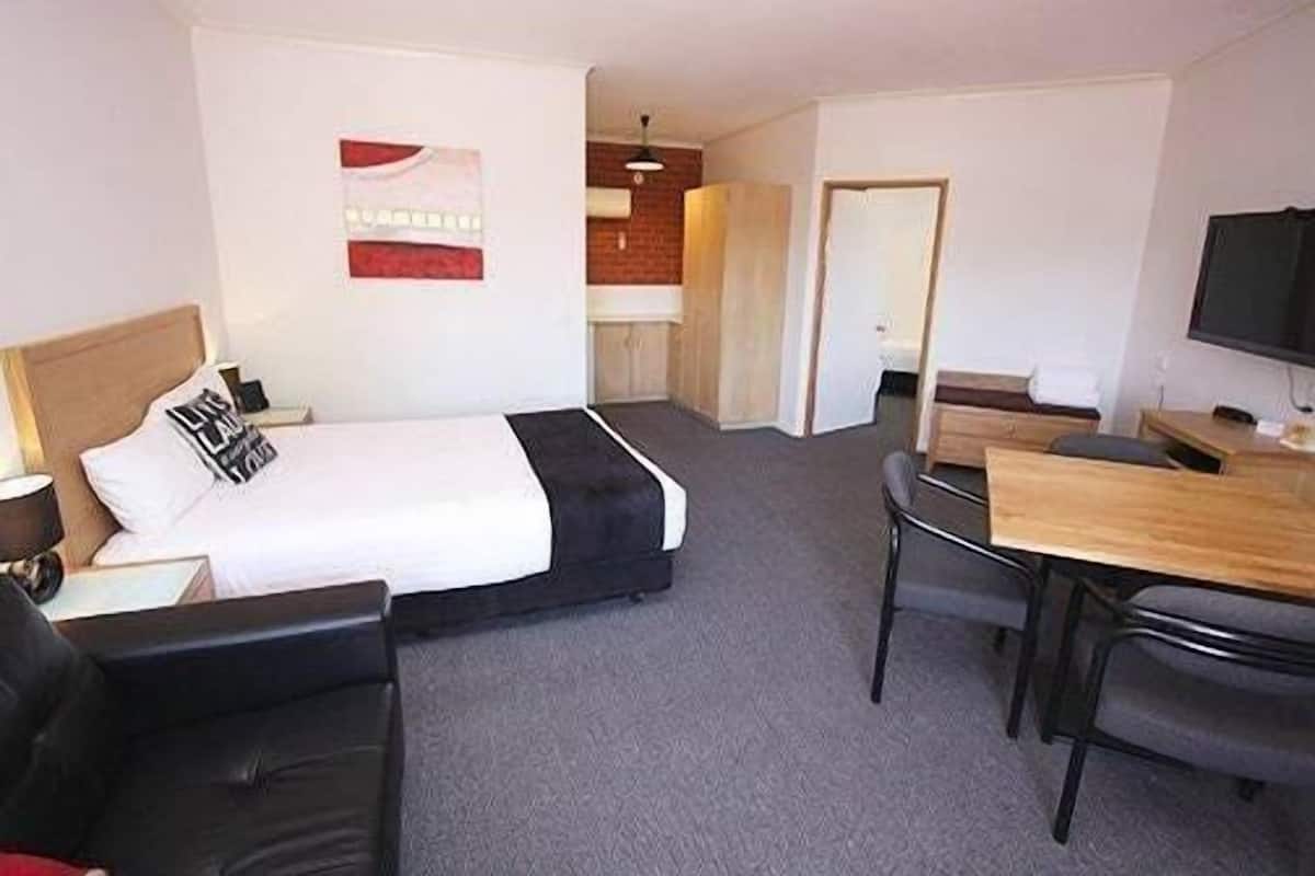 Familienzimmer | Hochwertige Bettwaren, Pillowtop-Betten, Minibar, Verdunkelungsvorhänge