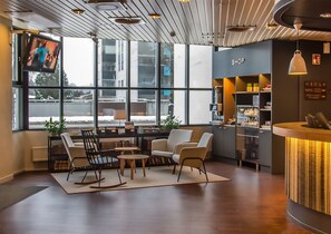 Lobby - Original Sokos Hotel Lakeus (Seinajoki)