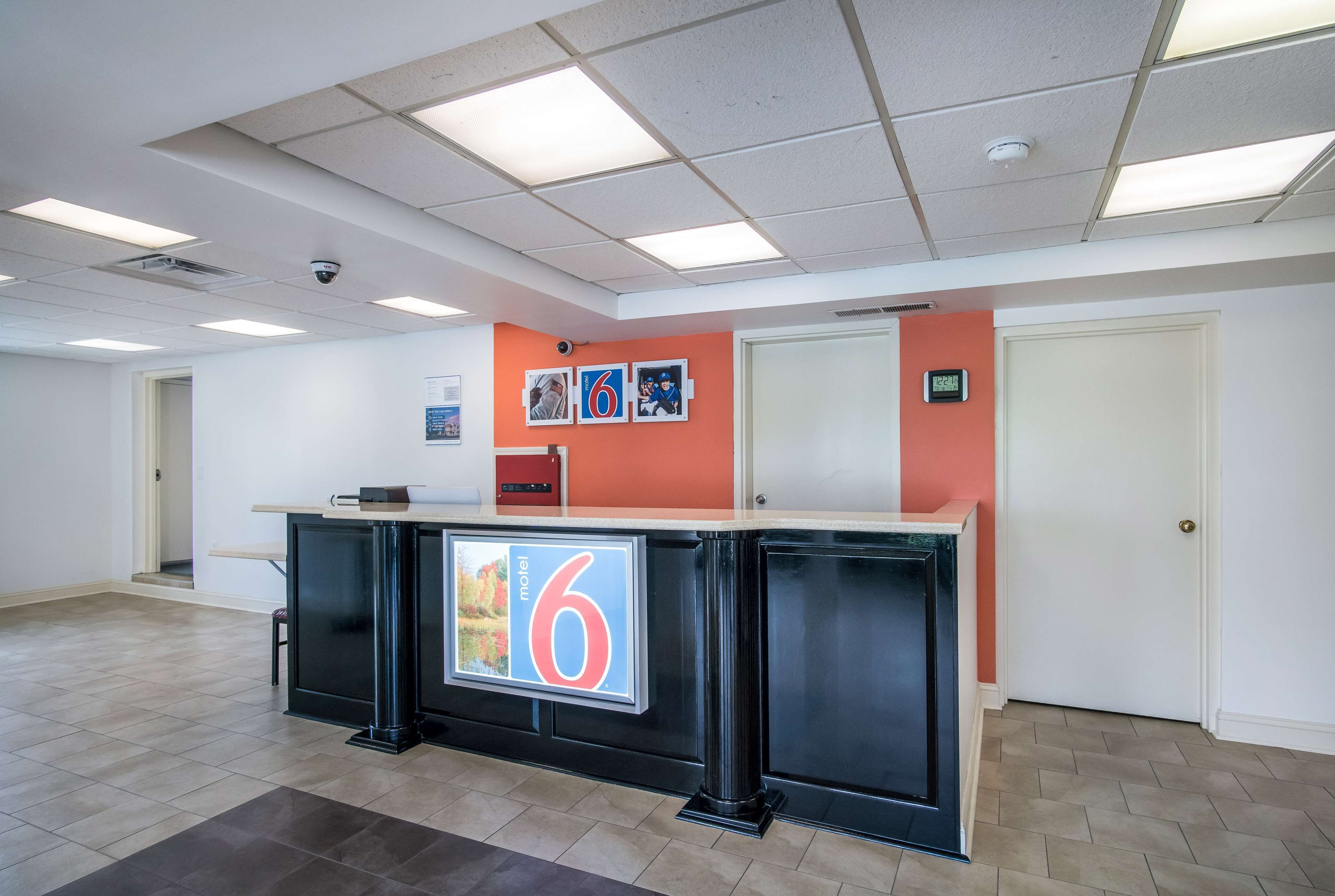 Photo - Motel 6 London, KY