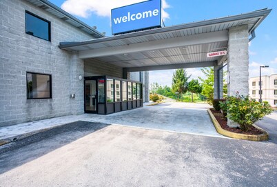Motel 6 London, KY