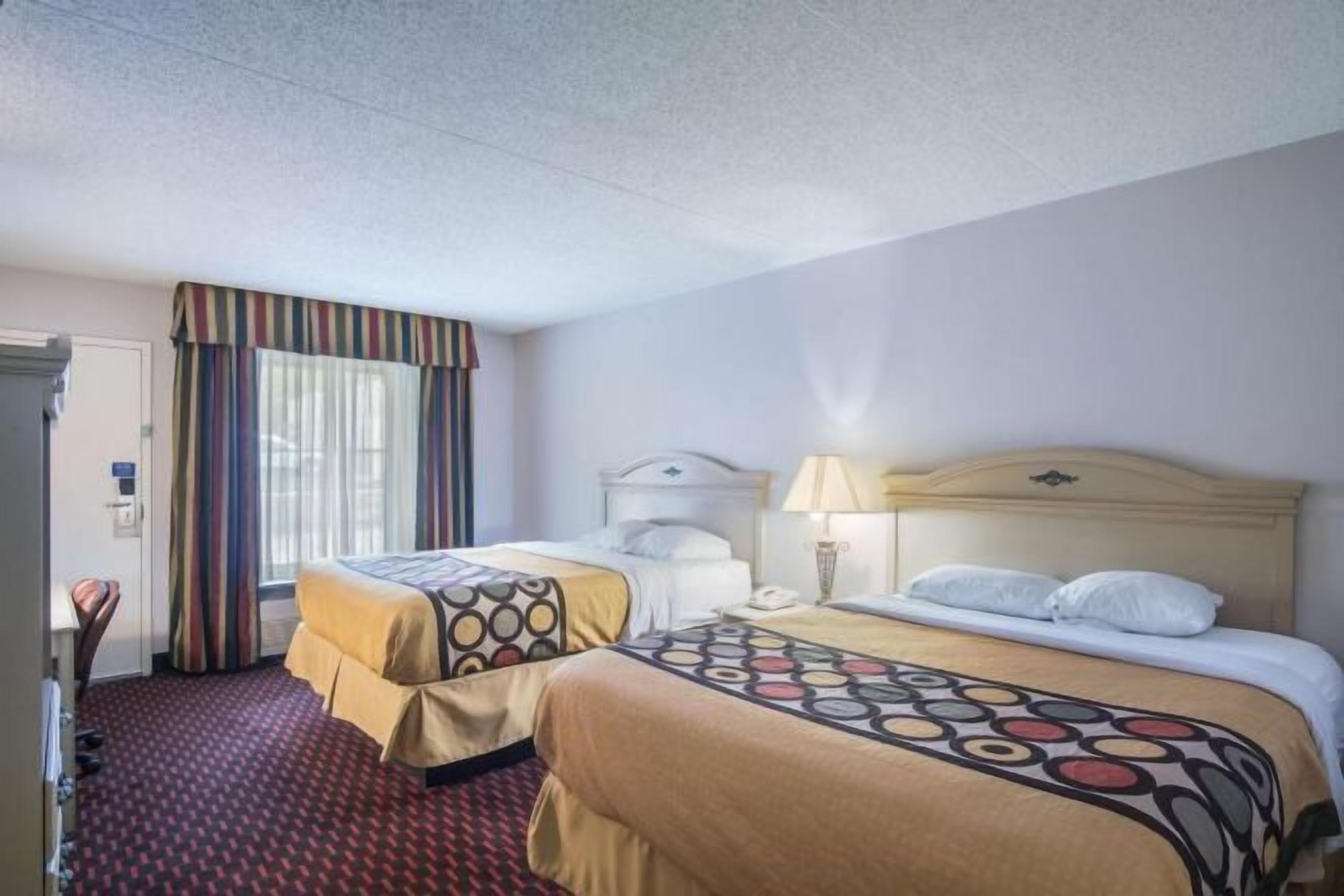 Escrivaninha, Wi-Fi de cortesia, roupa de cama