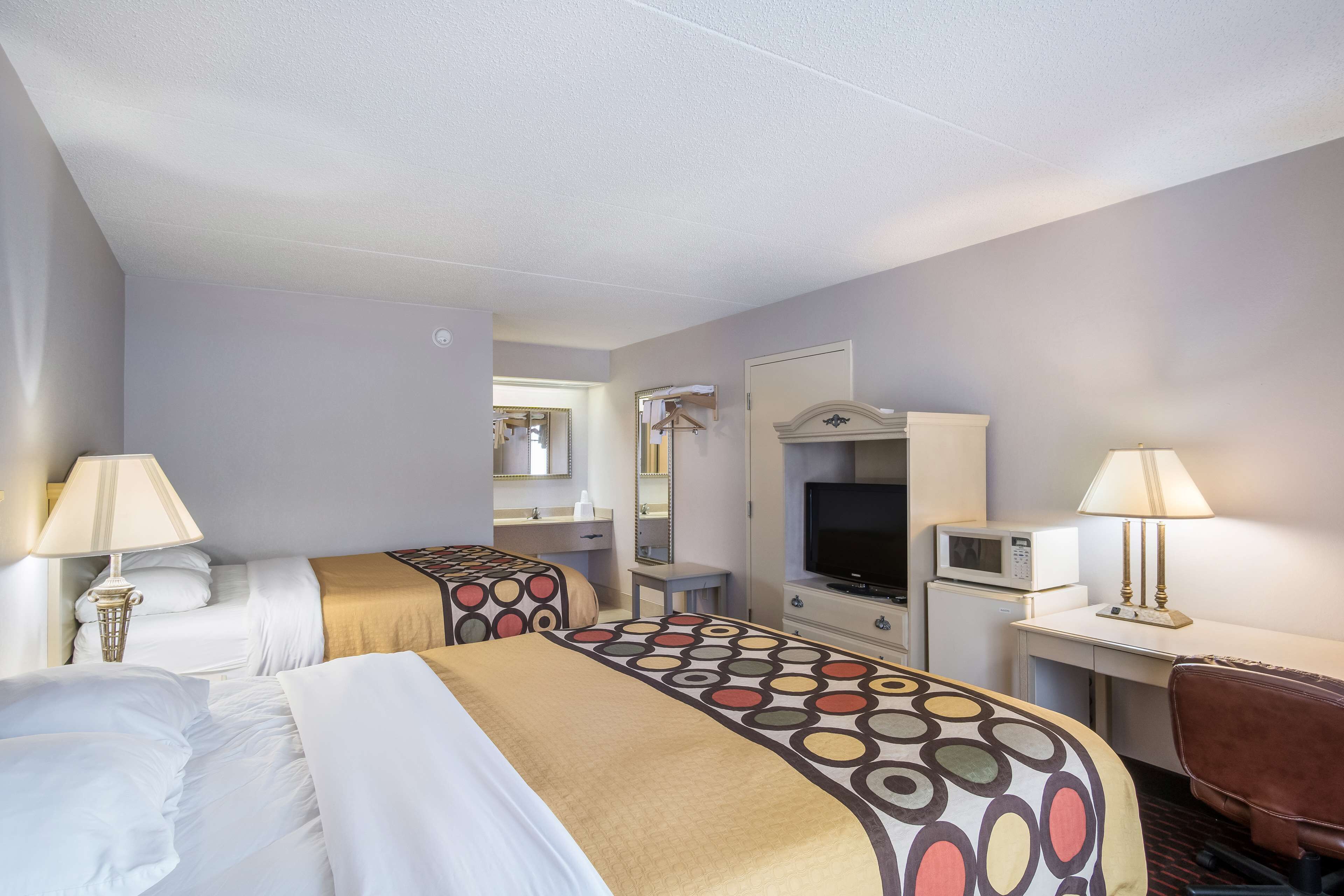 Photo - Motel 6 London, KY