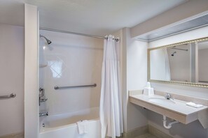 Bathroom shower - Motel 6 London, KY (London)