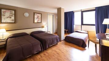 Chambre Triple, plusieurs lits