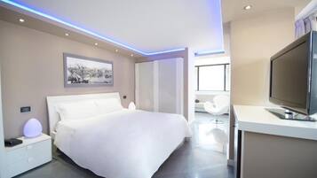 Suite | Minibar, coffres-forts dans les chambres, rideaux occultants