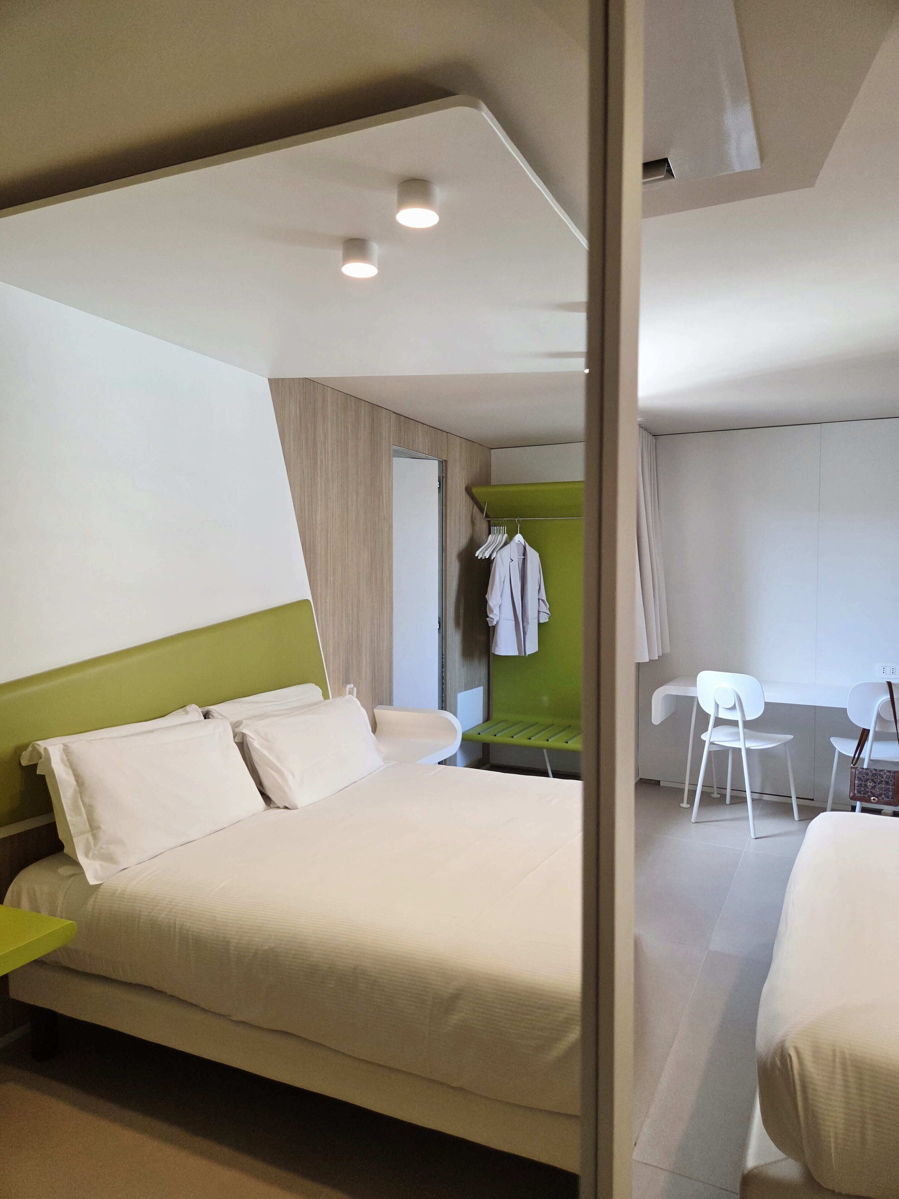 Superior-Doppel- oder -Zweibettzimmer, Stadtblick | Minibar, Zimmersafe, Verdunkelungsvorhänge, schallisolierte Zimmer