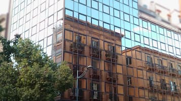 施設の正面