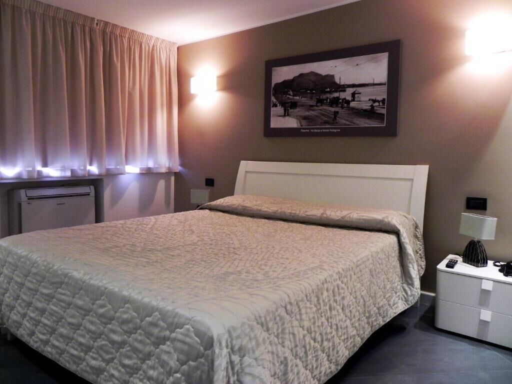 Junior-Studiosuite | Minibar, Zimmersafe, Verdunkelungsvorhänge, schallisolierte Zimmer