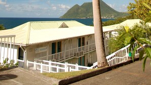 Exterior detail - La Residence Marine Hotel Diamant (Le Diamant)