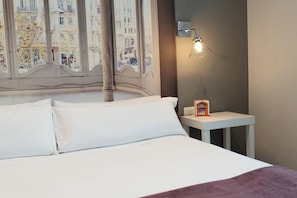 Comfort Double Room | Desk, blackout curtains, soundproofing, free cots/infant beds
